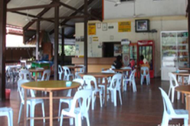 cafeteria